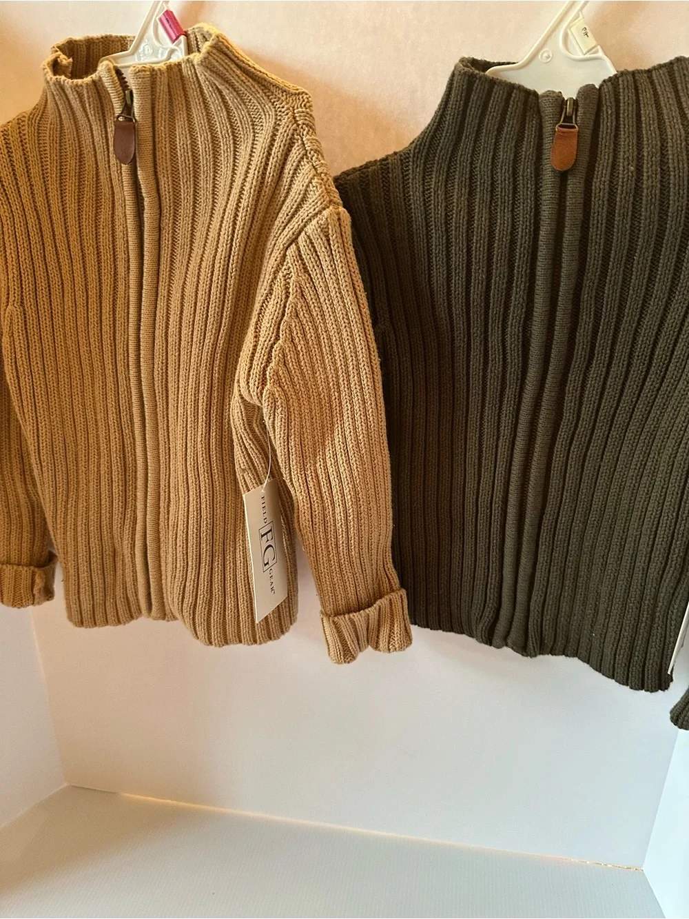 Field Gear Kids Sweater Lot 3T 4T NWT